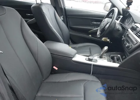 2013 BMW 328I xDrive z USA, uszkodzony, nr VIN WBA3B5C58DF598267